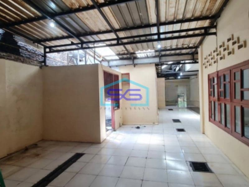 Dijual Ruang Usaha Strategis Dekat Jalan Slamet Riyadi Banjarsari Solo Luas Tanah 683m2