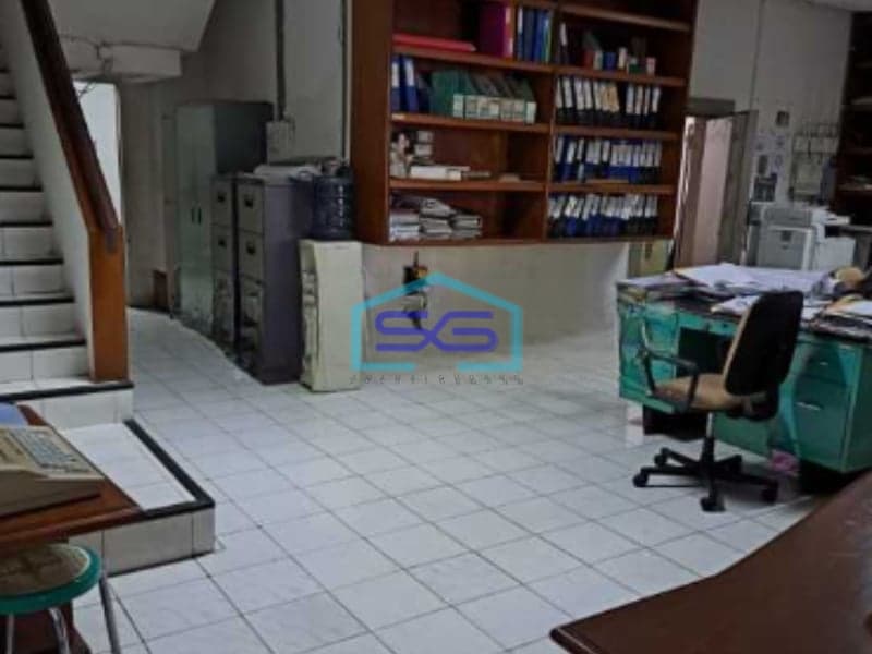 Dijual Ruko di Tomang Jakarta Barat Luas Bangunan 392m2 Tempat Strategis