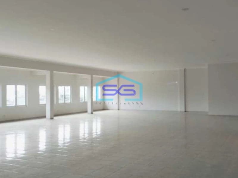 Disewakan Gudang Dalam Zona Industri Luas Bangunan 2100m2 di Semarang