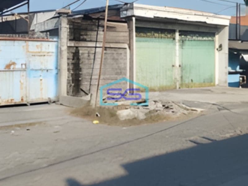 Dijual Gudang Industri di kepatihan Gresik Jawa Timur Luas Tanah 175m2