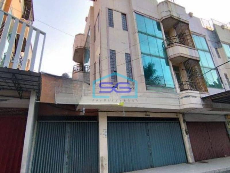 Dijual Ruko Hoek Strategis 3,5 Lantai di Taman Palem Lestari Jakarta Barat LB 270m2