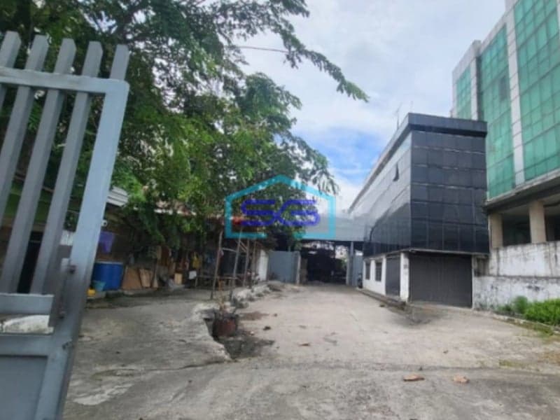 Disewakan Gudang Luas 3200m² Pinggir Jalan Daan Mogot Jakarta Barat Bonus Ruko