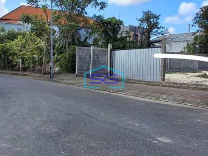Dijual Tanah Strategis Dan Murah Dewi Sri Kuta Badung Bali LT 1600m2