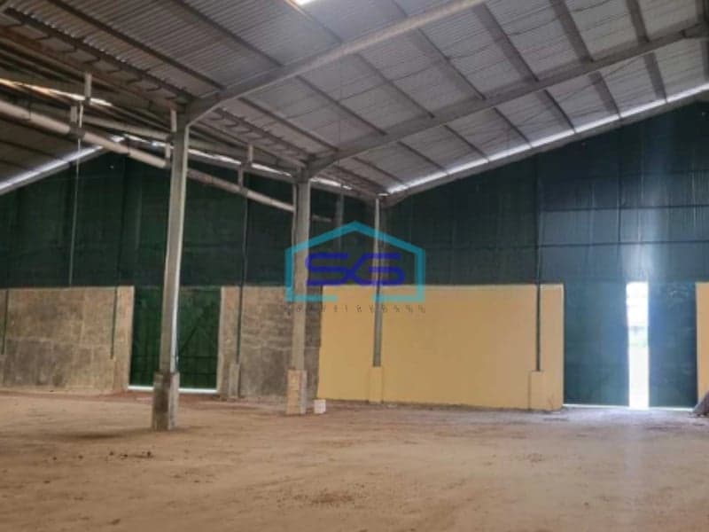 Dijual Gudang Akses Container 40 Feet Luas Tanah  9340 m² Lokasi Jati Uwung Tangerang