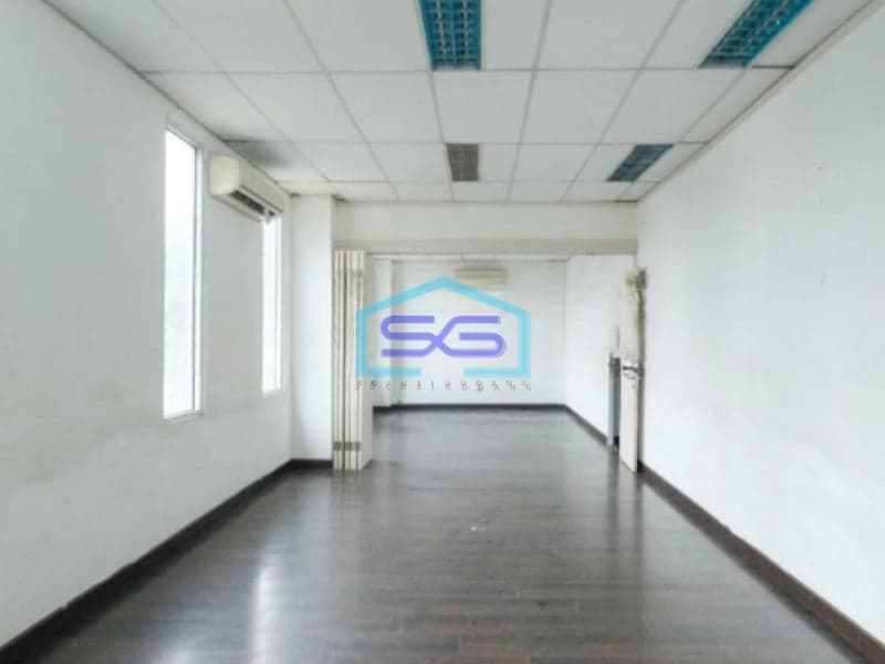 Dijual Gedung Kantor Bagus Lokasi Strategis di Jakarta Selatan LB 1200m2