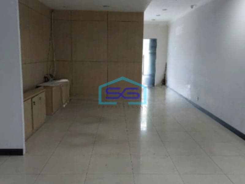 Dijual Ruko Sudah Renovasi Luas Bangunan 300m2 Lokasi di Muara Karang Jakarta Utara