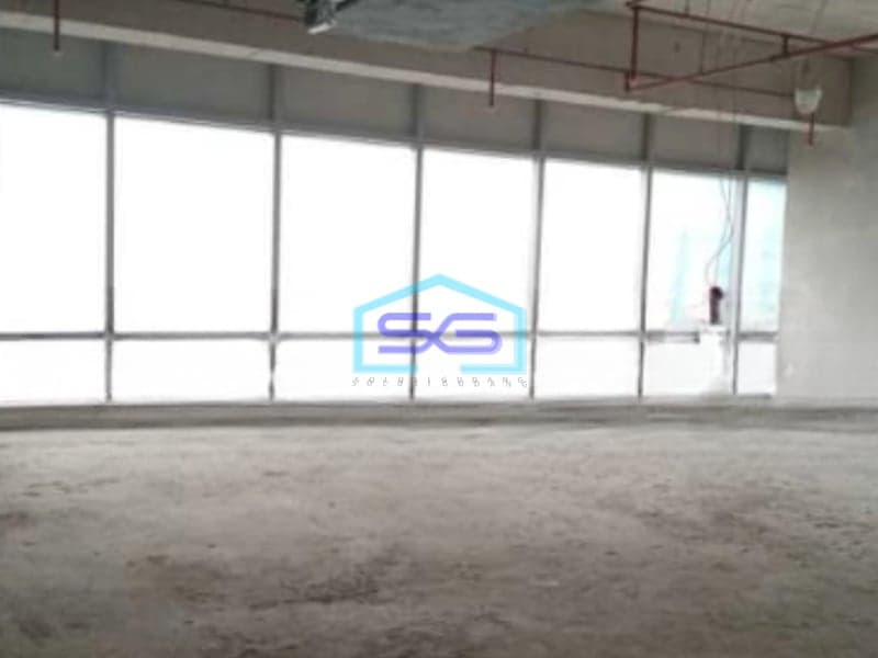 Dijual Kantor Luas Bangunan  137 m² Lokasi Strategis di Tanjung Duren Jakarta Barat