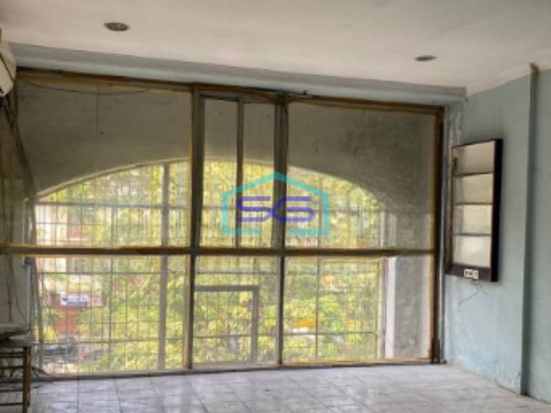 Dijual Ruko Luas Bangunan  300 m² Lokasi Taman Palem Jakarta Barat