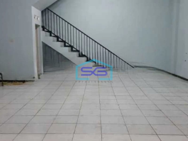 Dijual Ruko 2 Lantai Lokasi Strategis Luas Bangunan  165 m² di Nginden Surabaya