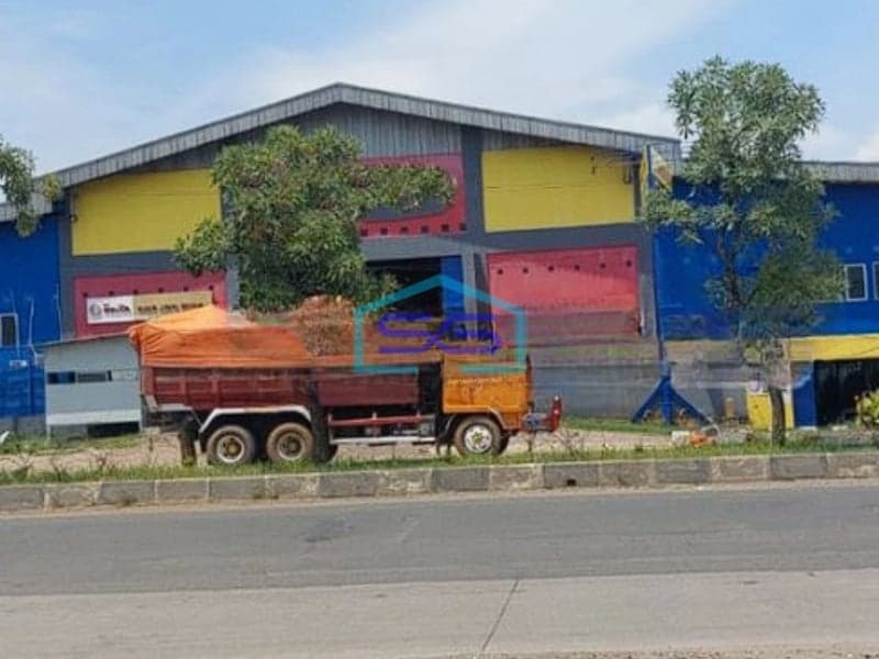 Dijual Gudang Lokasi Strategis Dekat Exit Tol Di Karawang Barat LB 3000m2