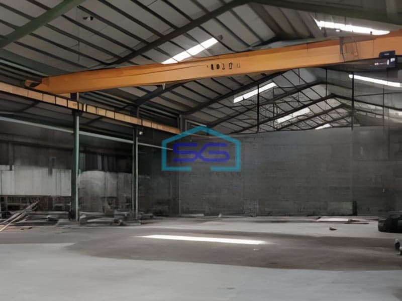 Disewakan Gudang Akses Container 40 Feet Luas Tanah 1100 m² di Jakarta Timur