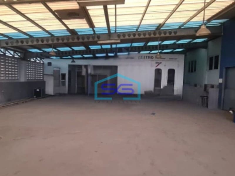 Dijual Gedung Ruang Usaha Ex Showroom Mobil Di Depok LT 1354m2