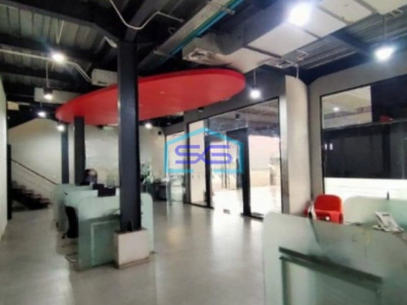 Dijual Ruang Usaha Sudah Renovasi SHM Luas Tanah 5334m2 di Kemayoran Jakarta Pusat