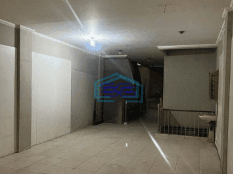 Disewakan Ruko Siap Pakai  Luas Bangunan  400 m² di Leuwi Panjang Bandung