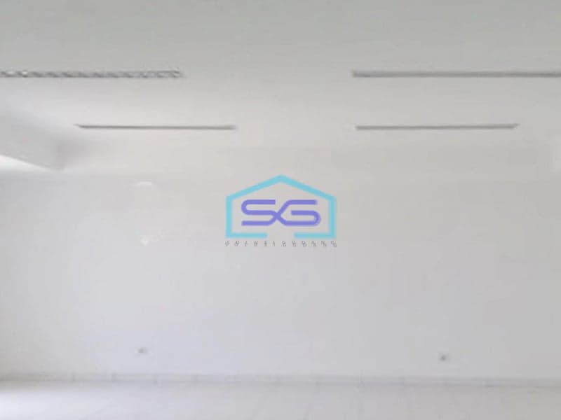 Disewakan Gudang Ada Loading Dock Strategis Pinggir Jalan di Jababeka Bekasi LT 1320m2