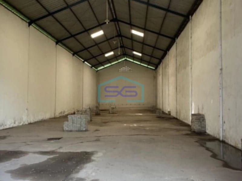 Disewakan Gudang Luas Tanah 1173 m² Lokasi Margomulyo Surabaya