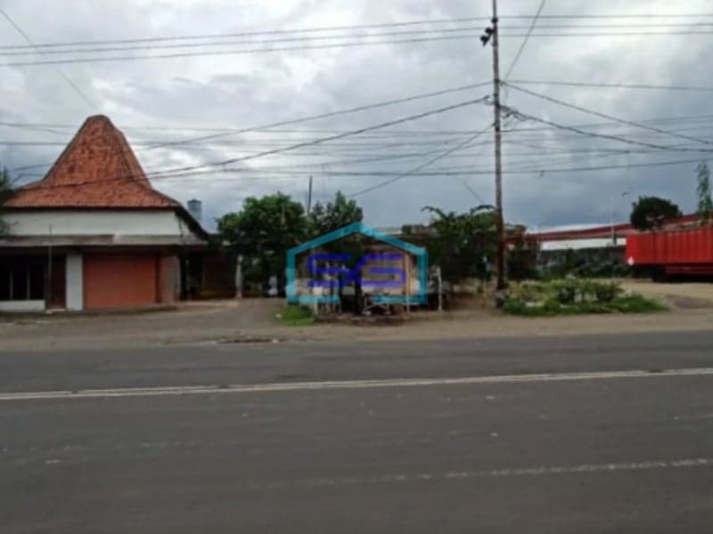 Dijual Gudang Di Raya Ngantru Tulungagung Luas Bangunan  9820 m²