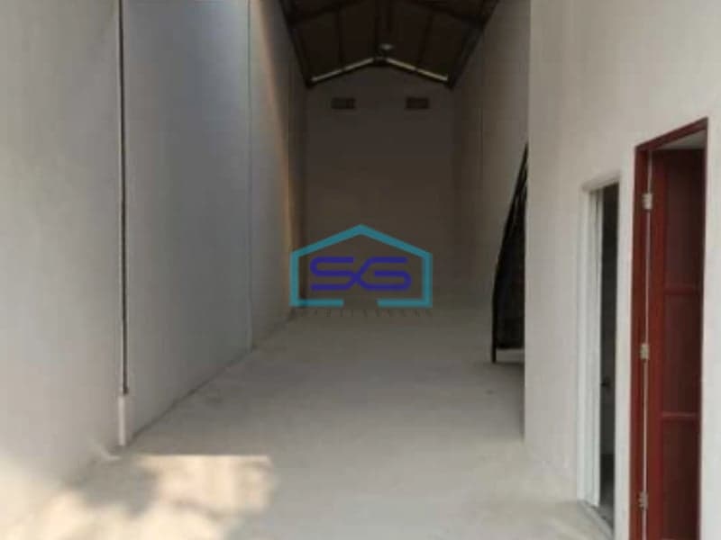 Disewakan Gudang Lokasi Strategis Bebas Banjir di Teluk Naga Tangerang Luas Bangunan 180 m2