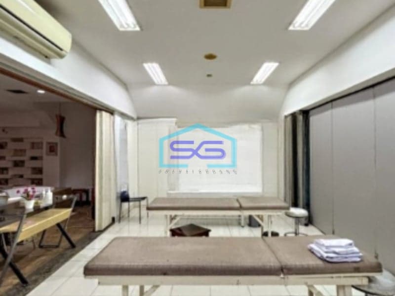 Dijual Kantor Luas Tanah  1.718 m² Lokasi Bebas Banjir di Jakarta Pusat