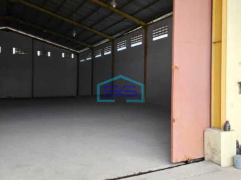 Disewakan Gudang Luas Tanah 800 m² Lokasi Cipondoh Tangerang