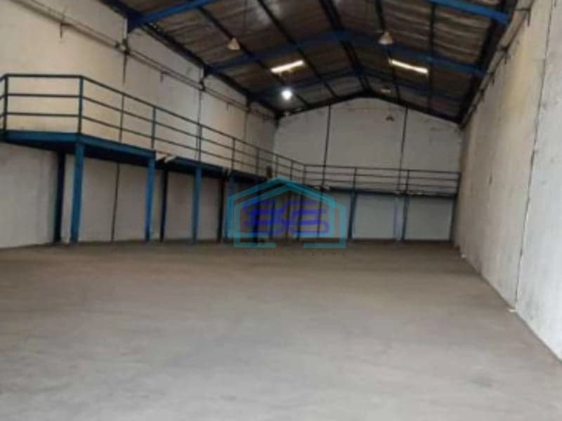 Disewakan Gudang Luas Tanah   440 m² Lokasi di Margomulyo Surabaya