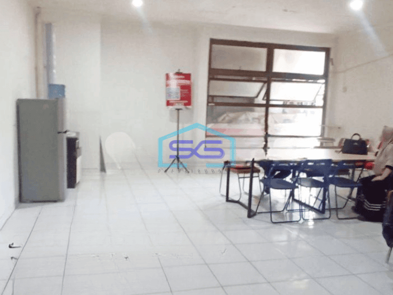 Disewakan Ruko Mekar Utama Bandung 3 Lantai LB 225m2