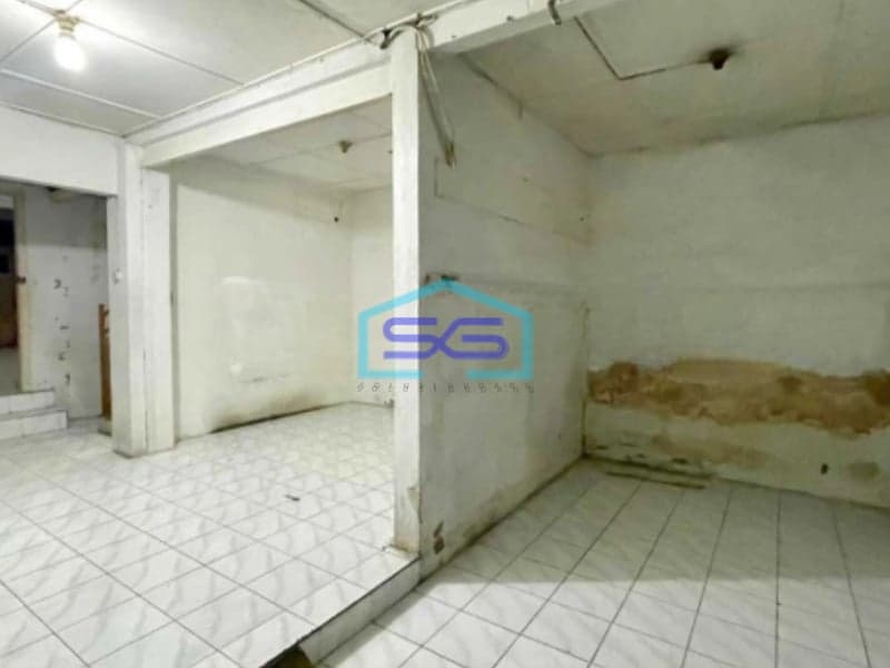 Disewakan Ruko 2 Lantai Lokasi Strategis Di Tengah Kota Surakarta Cocok Untuk Investasi Usaha LB 400m2