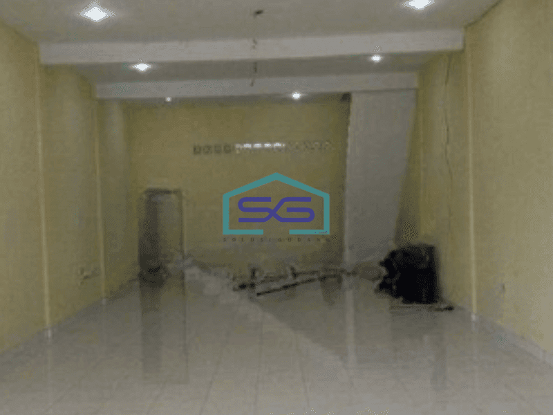 Disewakan  Ruko 2 lantai Ringroud Utara Sleman Yogyakarta
