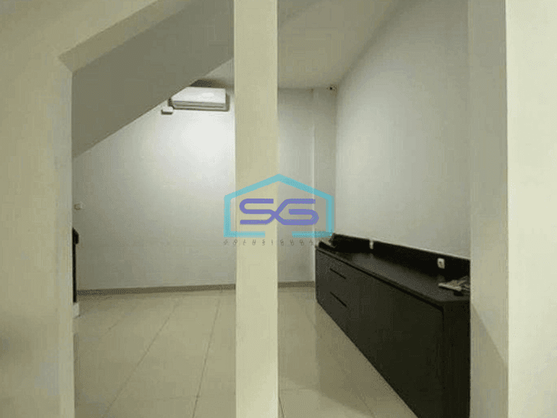 Disewakan Ruko Gandeng 3,5 lantai, di Pluit/Muara Karang Jakarta Utara Rapih Siap Pakai