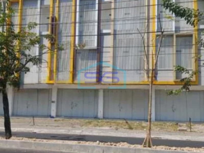 Dijual Ruko Strategis 3 Lantai Tengah Kota Solo Jawa Tengah LT 633m2