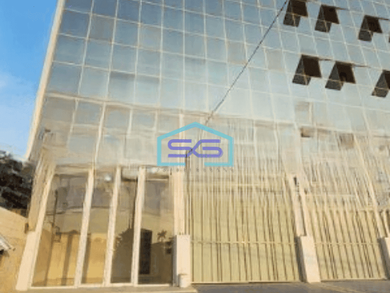 Disewakan Gudang Ada Kantor Luas Bangunan 687 m² Lokasi Strategis di Kalideres Jakarta Barat