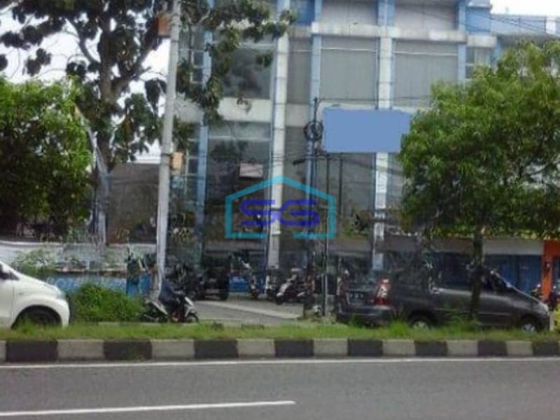 Disewakan Ruko Strategis Tepi Jalan cocok Untuk Kantor Area Condong Catur Sleman Yogyakarta LB 250m2