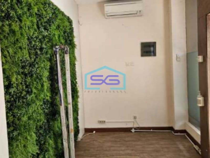 Disewakan Ruko Di Meruya Kebon Jeruk Jakarta Barat Rapi Siap Pakai Cocok Untuk Office Dll LB 200m2