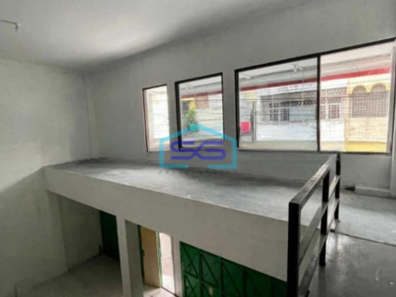 Disewakan Ruko 2 Lantai Lokasi Strategis Di Tengah Kota Solo Cocok Untuk Ruang Usaha, Atau Gudang