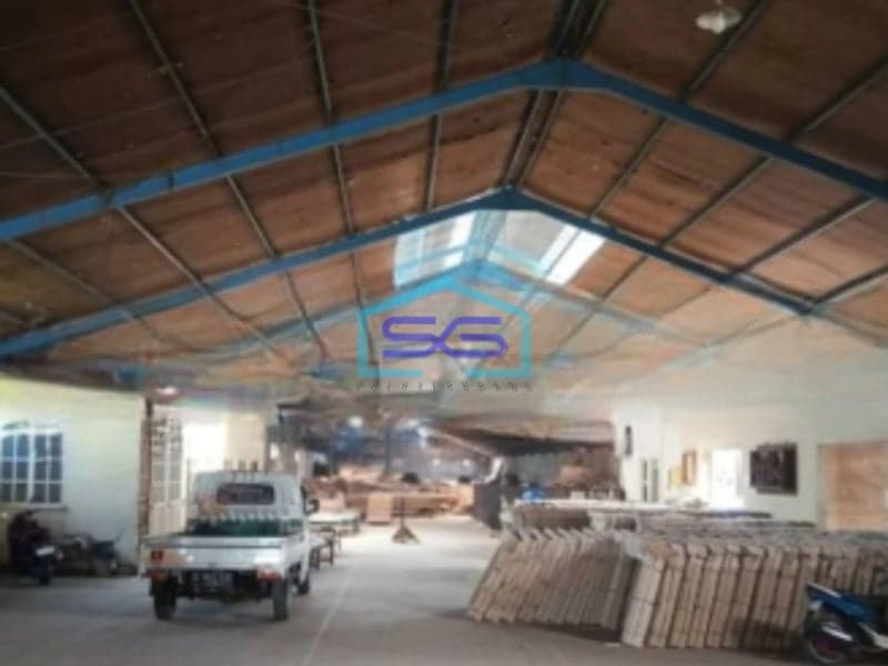 Dijual Pabrik Ada Kantor Luas Bangunan 5000 m² Lokas Strategis di Demak Jawa Tengah