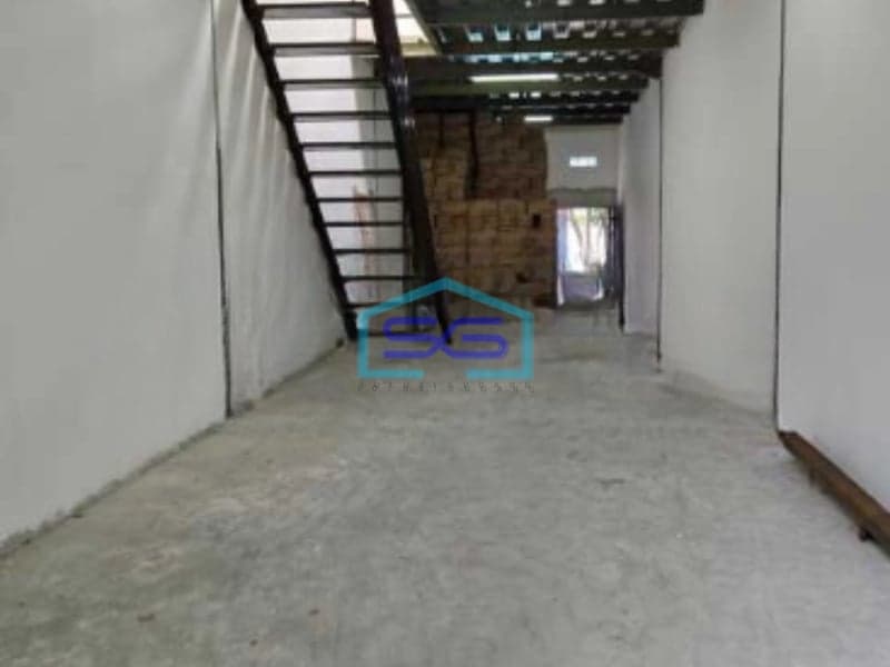 Dijual Gudang Bangunan  Baru Luas Tanah  200 m² Lokasi Teluk Naga Tangerang