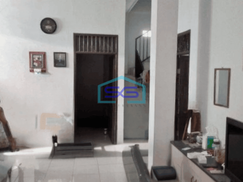 Disewakan Ruko 3 Lantai Luas Bangunan  300 m² di Pinggir Jalan Raya Jatibening Bekasi