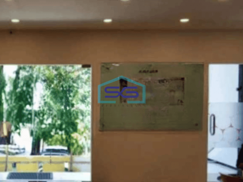 Dijual Ruko Luas Bangunan 1639 m² Lokasi Strategis di Ngagel Surabaya