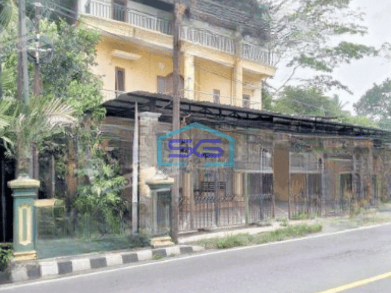 Dijual Ruko Luas Bangunan 300 m² di Sleman Yogyakarta Hraga Murah Bisa Nego Lokasi Strategis