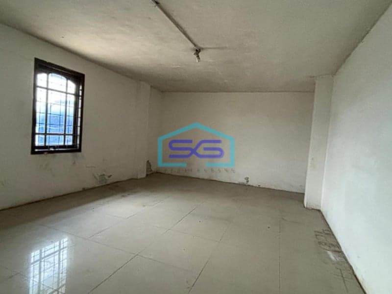 Disewakan 2 Unit Ruko di Jalan Bambang Utoyo Palembang Strategis & Siap Pakai! LT 189m2