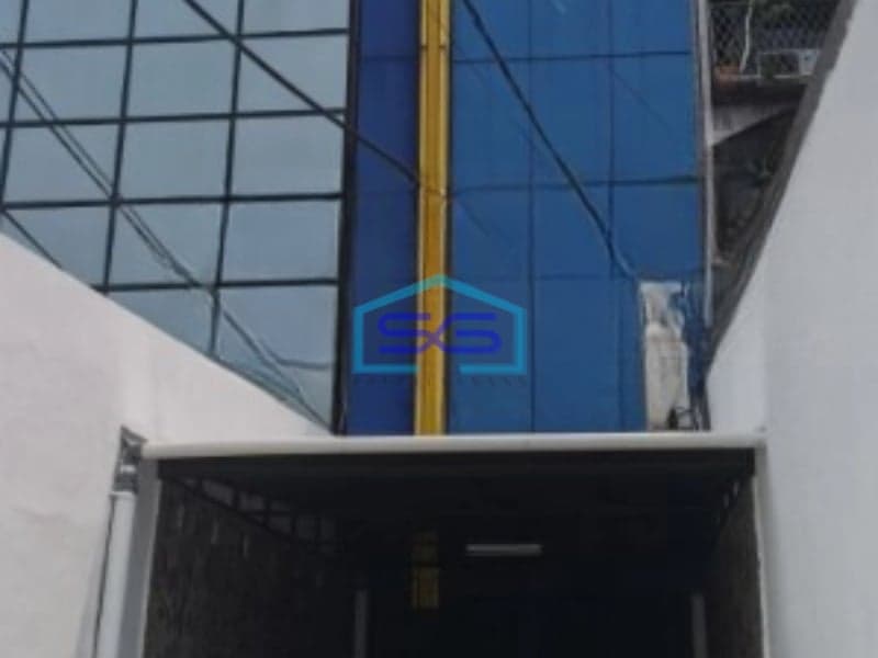 Disewakan Ruko Luas Bangunan  320 m² Lokasi Jembatan Lima Jakarta Barat