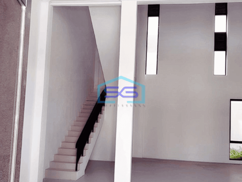 Disewakan Termurah Gudang Multiguna Bizpark Pik 2 Jakarta Utara LB 201m2 Ada Office