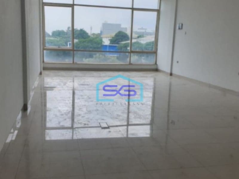 Disewakan Ruko Dengan Parkiran Luas Strategis di Sunter Jakarta Utara LB 300m2