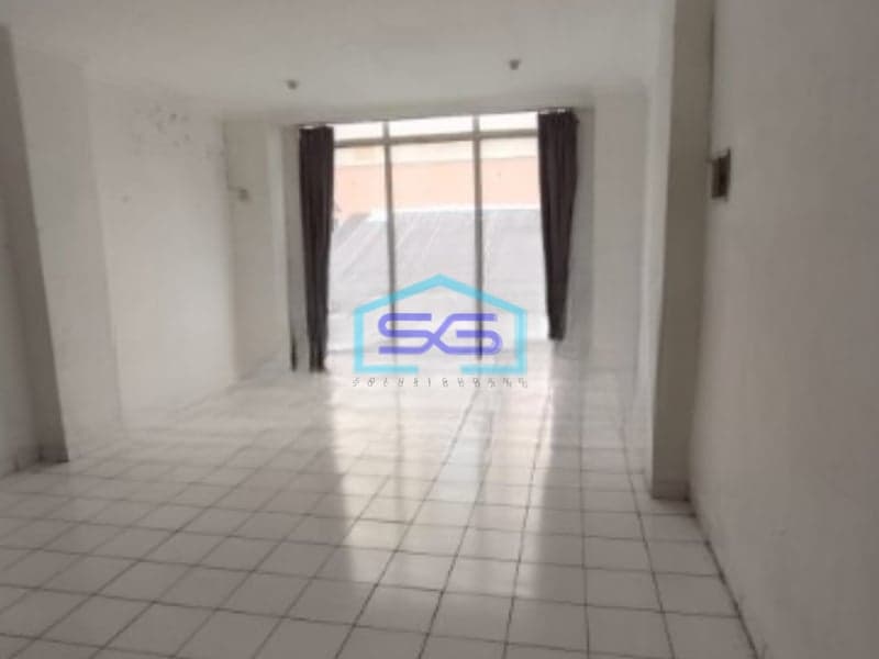 Dijual Cepat Ruko Luas Bangunan 234 m2 Lokasi Taman Palem Jakarta Barat