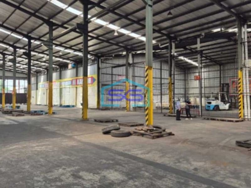 Dijual Gudang di Cipeucang Tunggilis Jalan Provinsi Cileungsi Bogor LT 3775m2