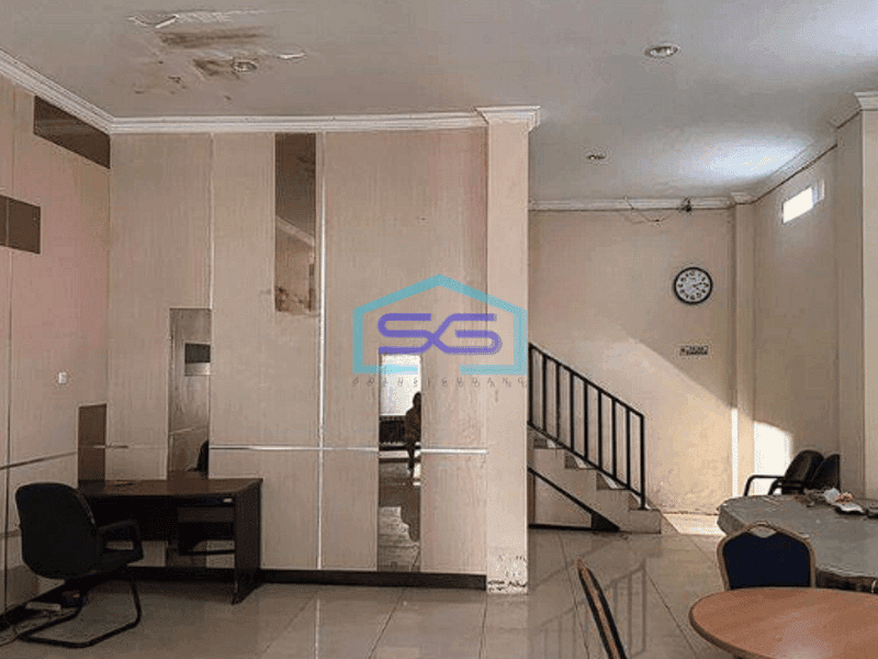 Disewakan Ruko Tikala Manado Baru Pasbuat Kantor Ekspedisi Cargo Logistik LB 400m2
