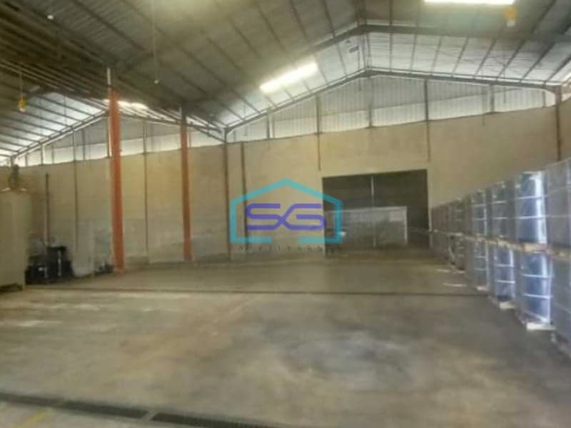 Dijual Pabrik Ada Kantor Luas Bangunan 2234 m² Lokasi Bebas Banjir di Cikarang