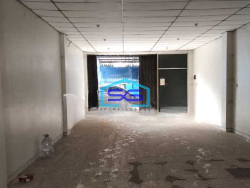 Disewakan Ruko 3 Lantai Luas Tanah 175 m²  Lokasi Bebas Banjir di Jakarta Barat