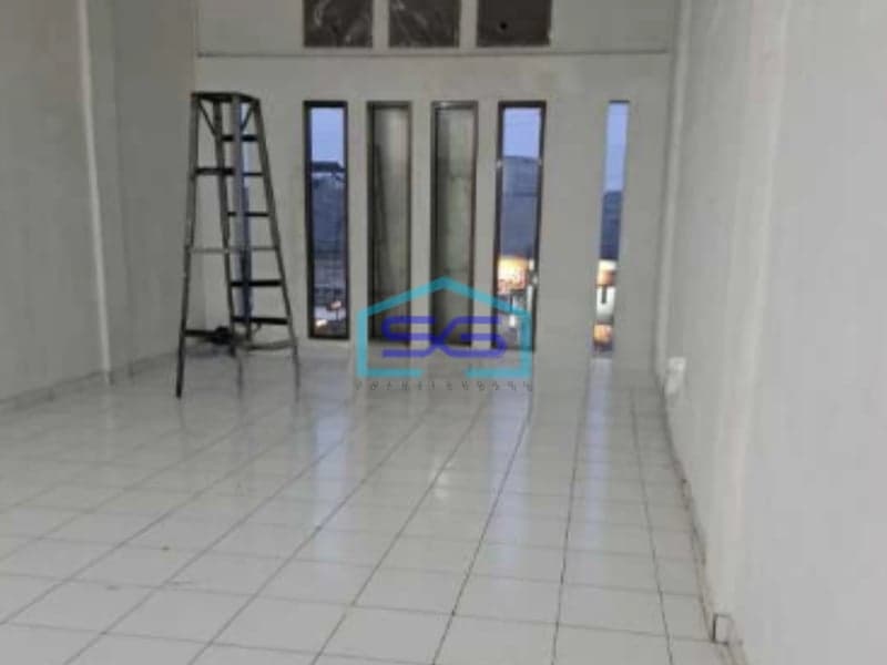 Disewakan Ruko Usaha Lokasi Strategis di Mainroad Mekar Wangi Bandung LB 225m2