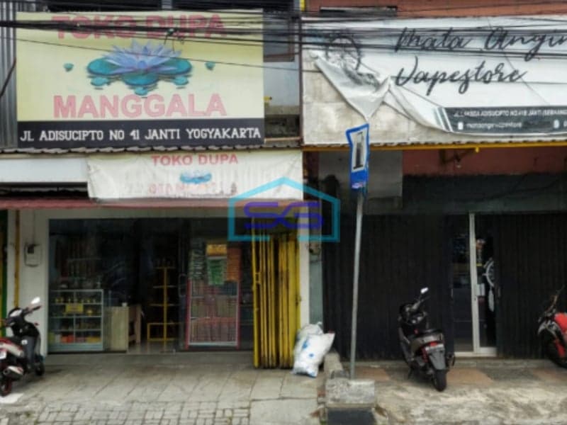 Dijual Ruko Gandeng Di Jl Laksda Adisucipto Depok Sleman Luas Bangunan 128 m²